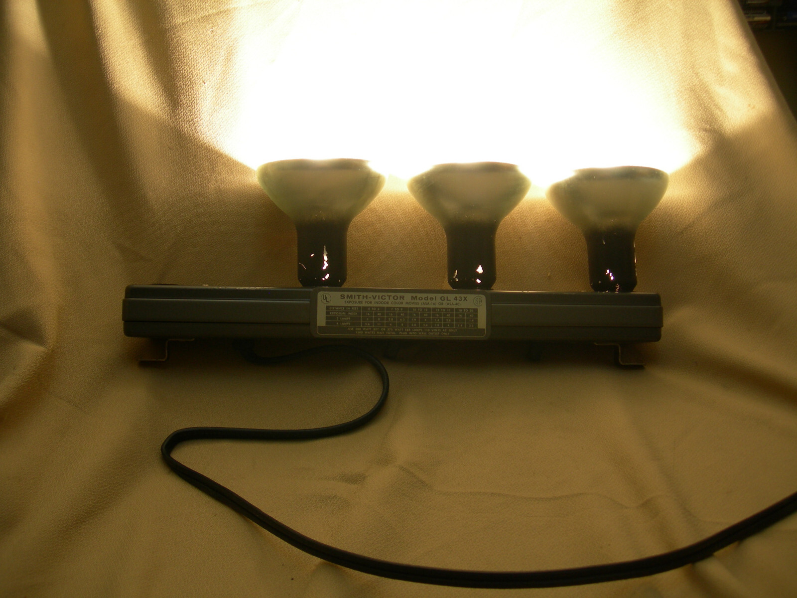 Vintage Smith Victor Gl-43X 4 Socket movie lite Photography Light Bar with case