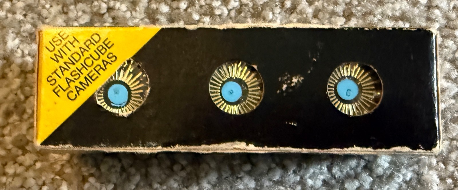 Vintage Sylvania Blue Dot Camera Flashcubes 3 Cubes 12 Flashes