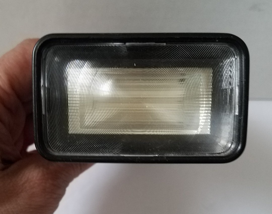 VIVITAR 2500 Zoom THYRISTOR Flash Bounce Auto Hot Shoe Electronic Camera – ASIS