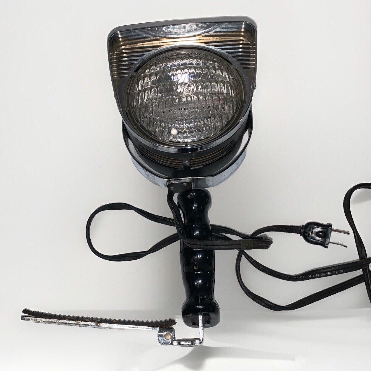 Vintage Lott-A-Lite GE Sealed Beam Lamp FOR PARTS Adjustable Movie Light READ