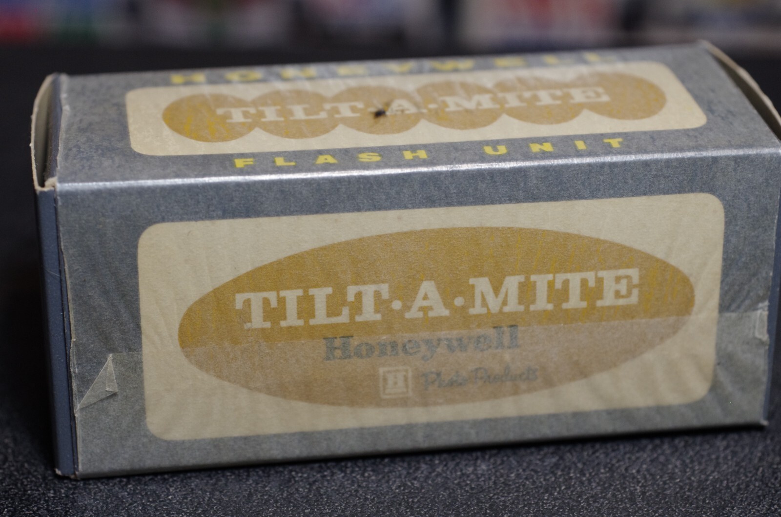 Vintage Honeywell Tilt-A-Mite Camera Flash Unit w/Case & Box **MINT**MINT**MINT*