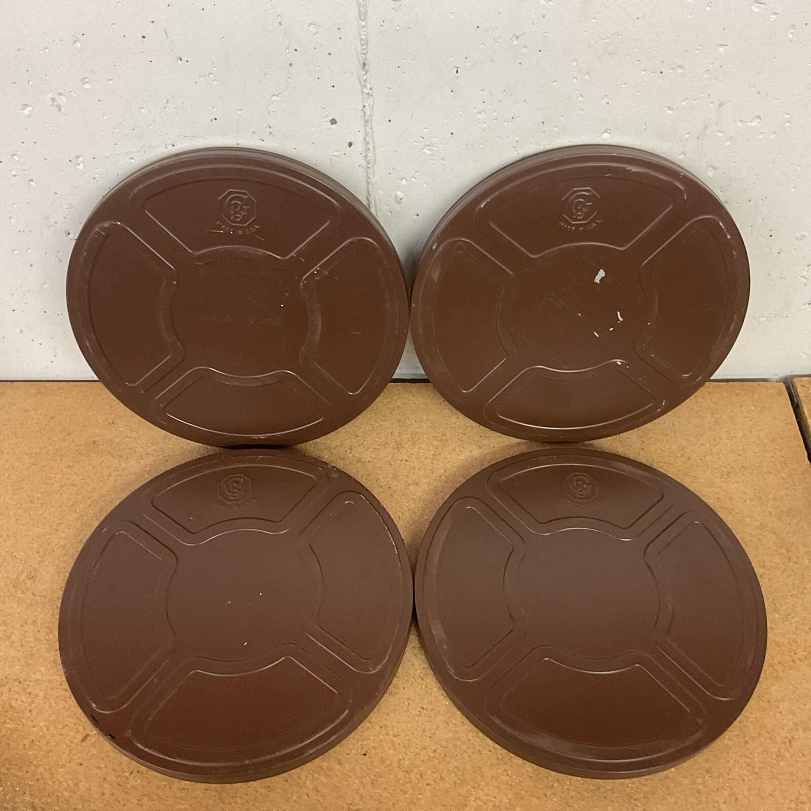 Goldberg Brothers Dustproof Can 12.5” 12 1/2” Brown
