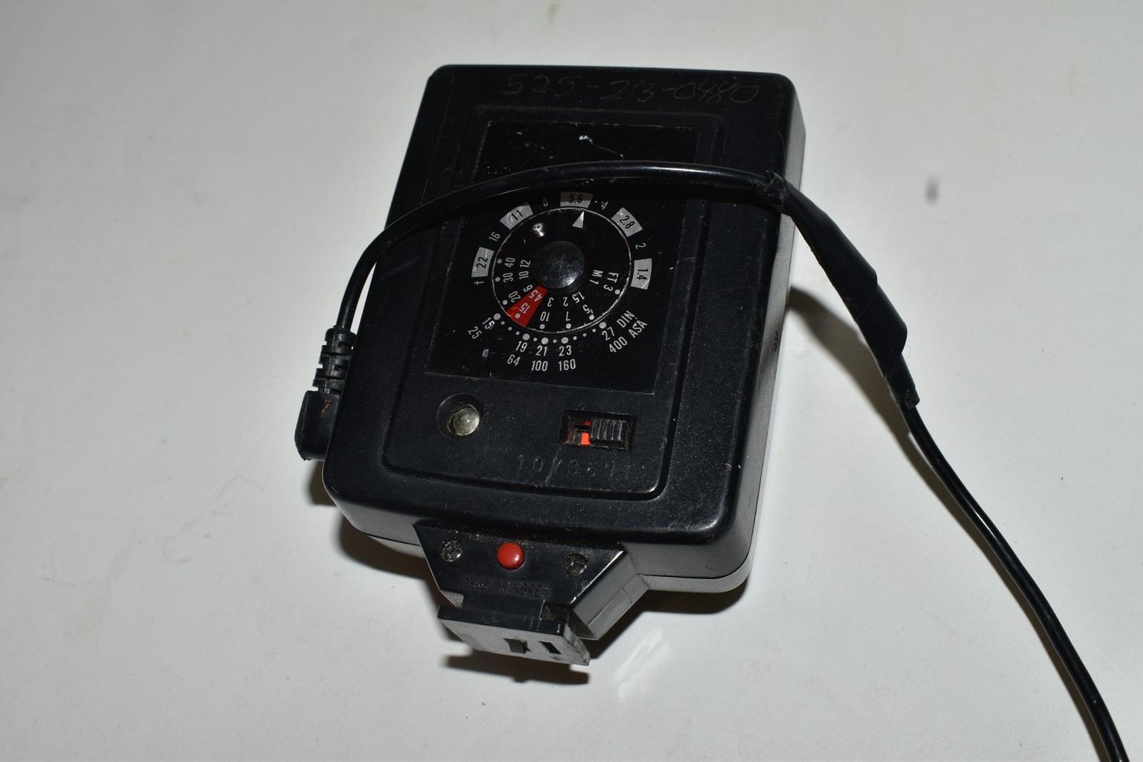 Vivitar Auto 215 Electronic Camera Strobe Flash (QBG76)