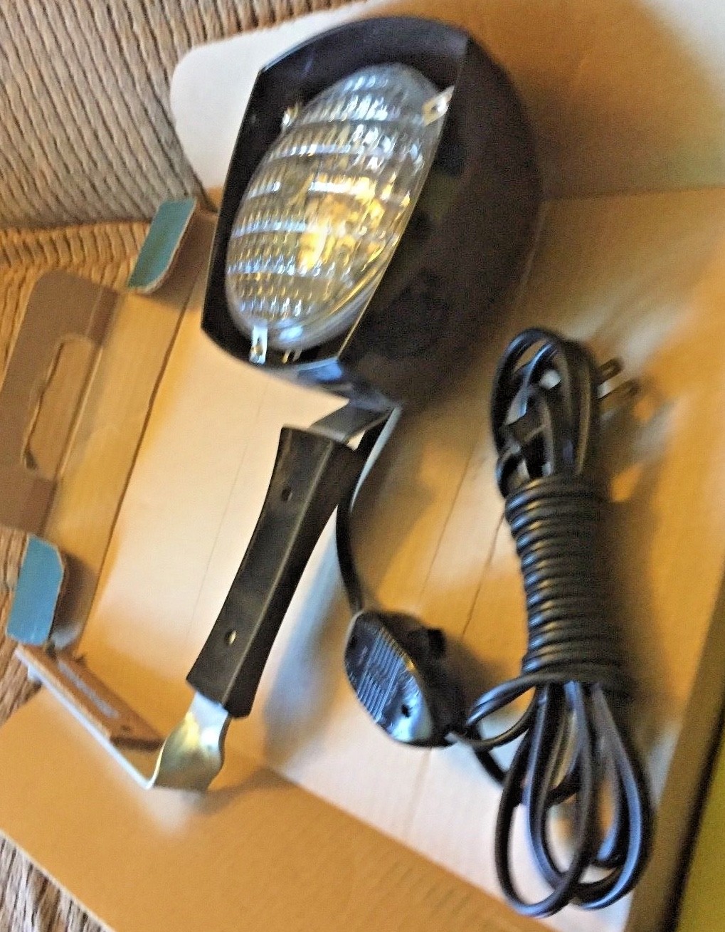 VINTAGE WESTINGHOUSE SUPER 88 MOVIE LIGHT SEALED BEAM TYPE MOVIE LAMP 650 WATT
