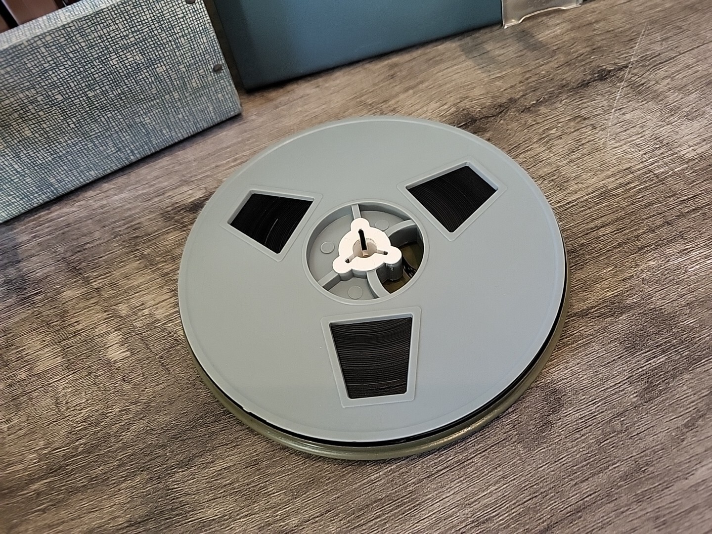 Vtg Dual 8mm 7” Metal Movie Film Reel Cans Plus Reels Plus Home Movies