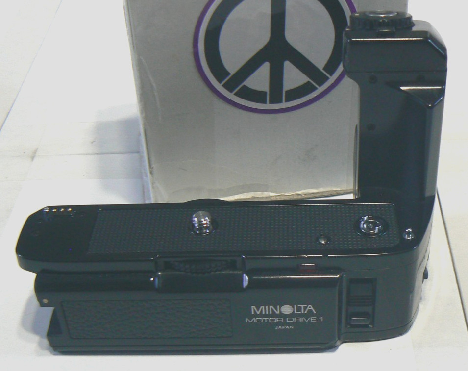 Minolta Motor Drive 1 – Made in Japan – VINTAGE – NO BATTERY PACK