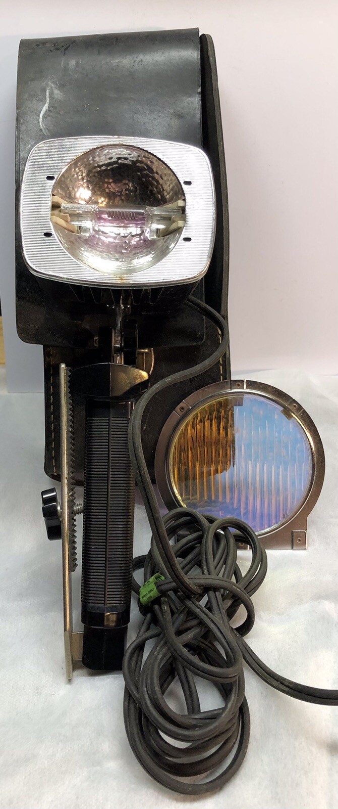Vintage Sylvania SUN GUN II Movie Light Mountable/Handheld w/Case Filter Works!