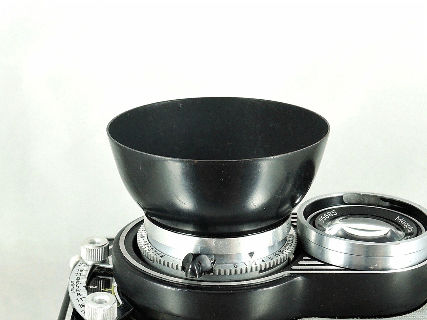 Shade hood Flexaret Meopta round bayonet B40 metal used used