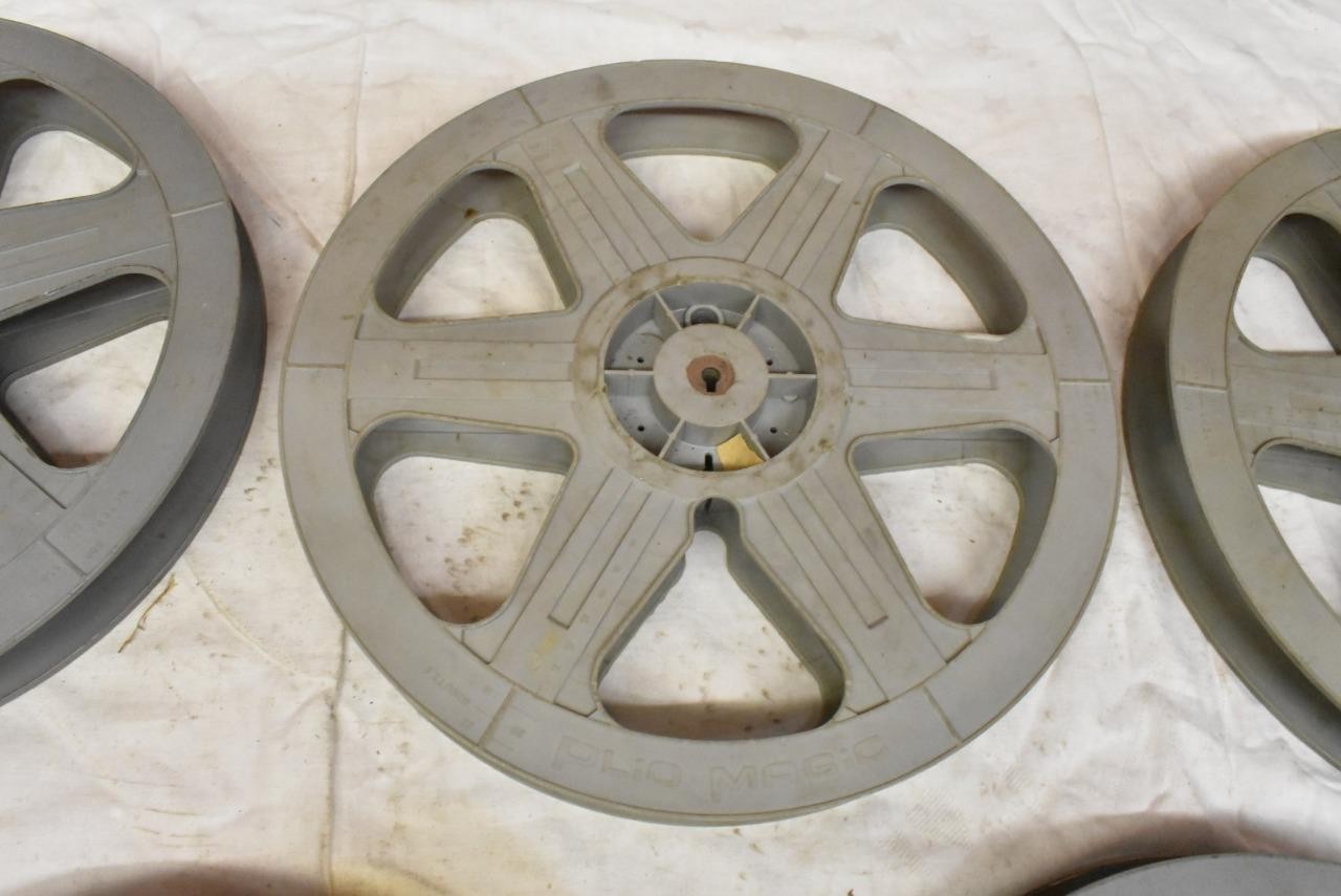 Lot of 5 Vintage 35 mm Movie Theater Film Reel Plastic 14.5″ Plio Magic