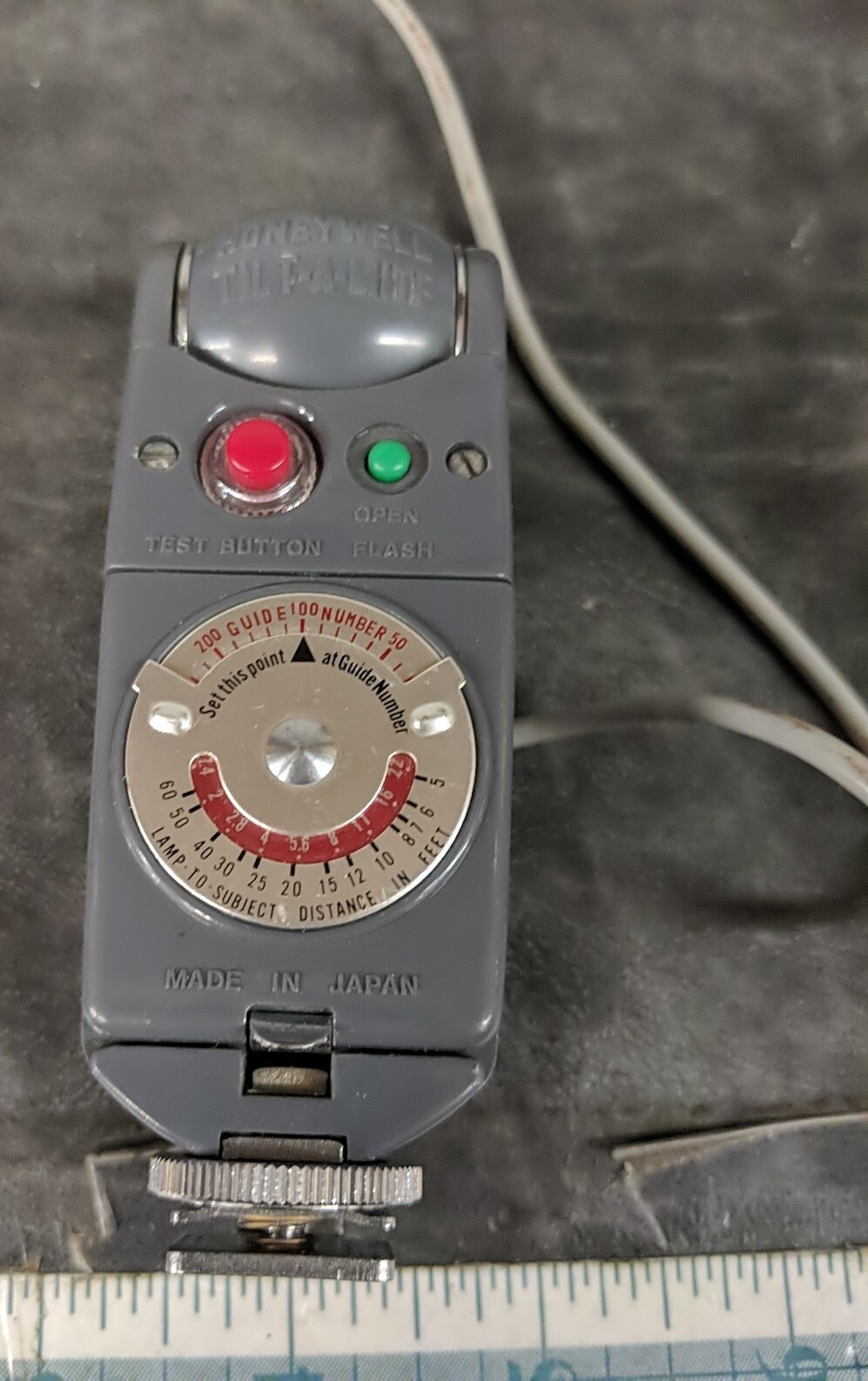 Honeywell Heiland Tilt-A-Mite Camera Flash Unit Vintage 1950s Japan Parts Only.
