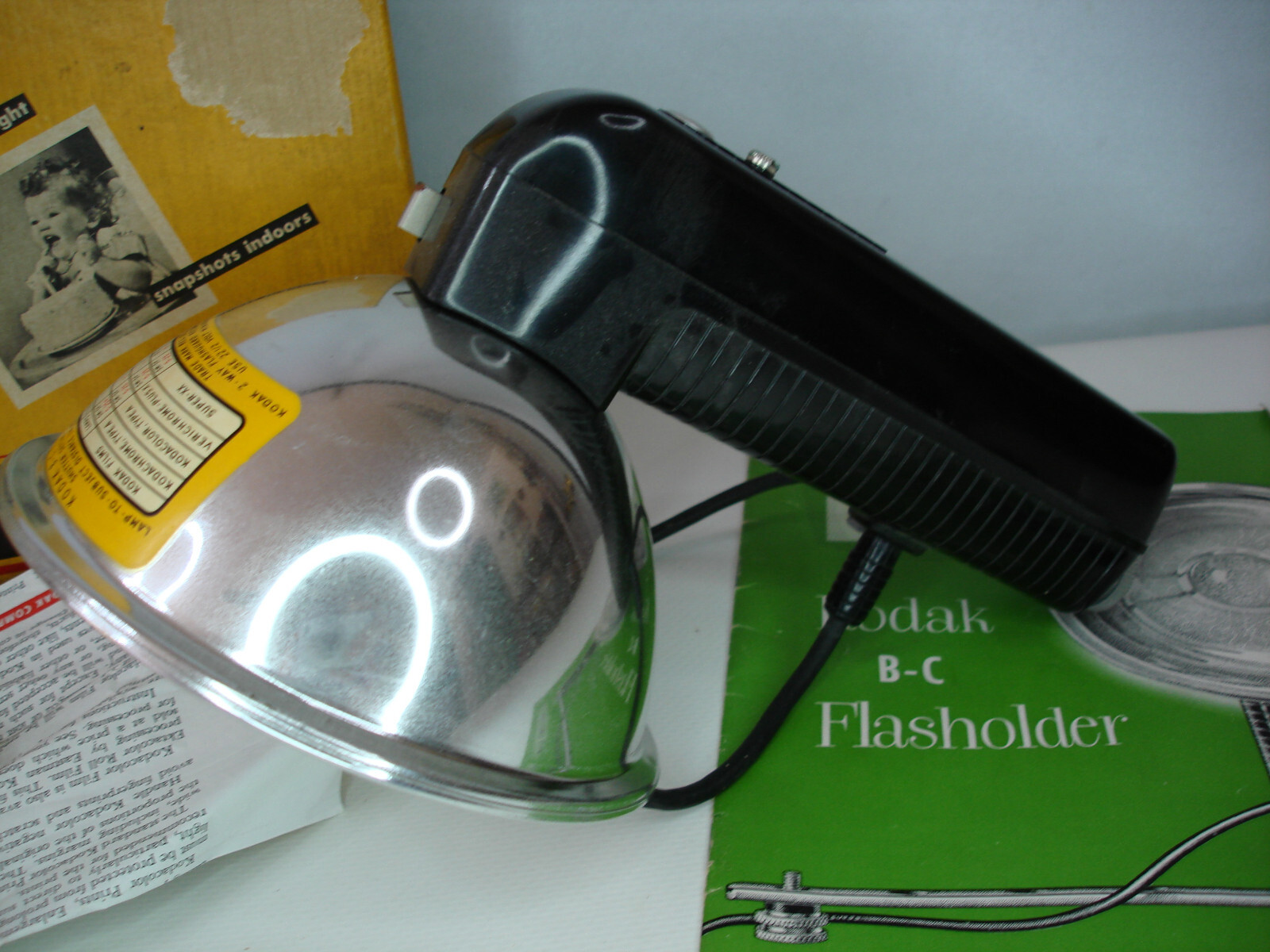 Vintage Kodak B-C Flasholder with Instructions and Box Cool addition Collection