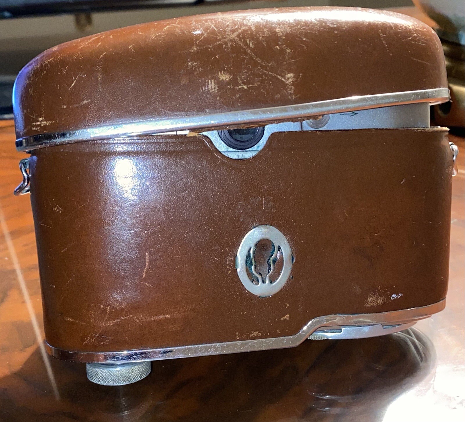 Vintage CAMERA EQUIPMENT KODAK RETINA REFLEX With Leather Case Untested