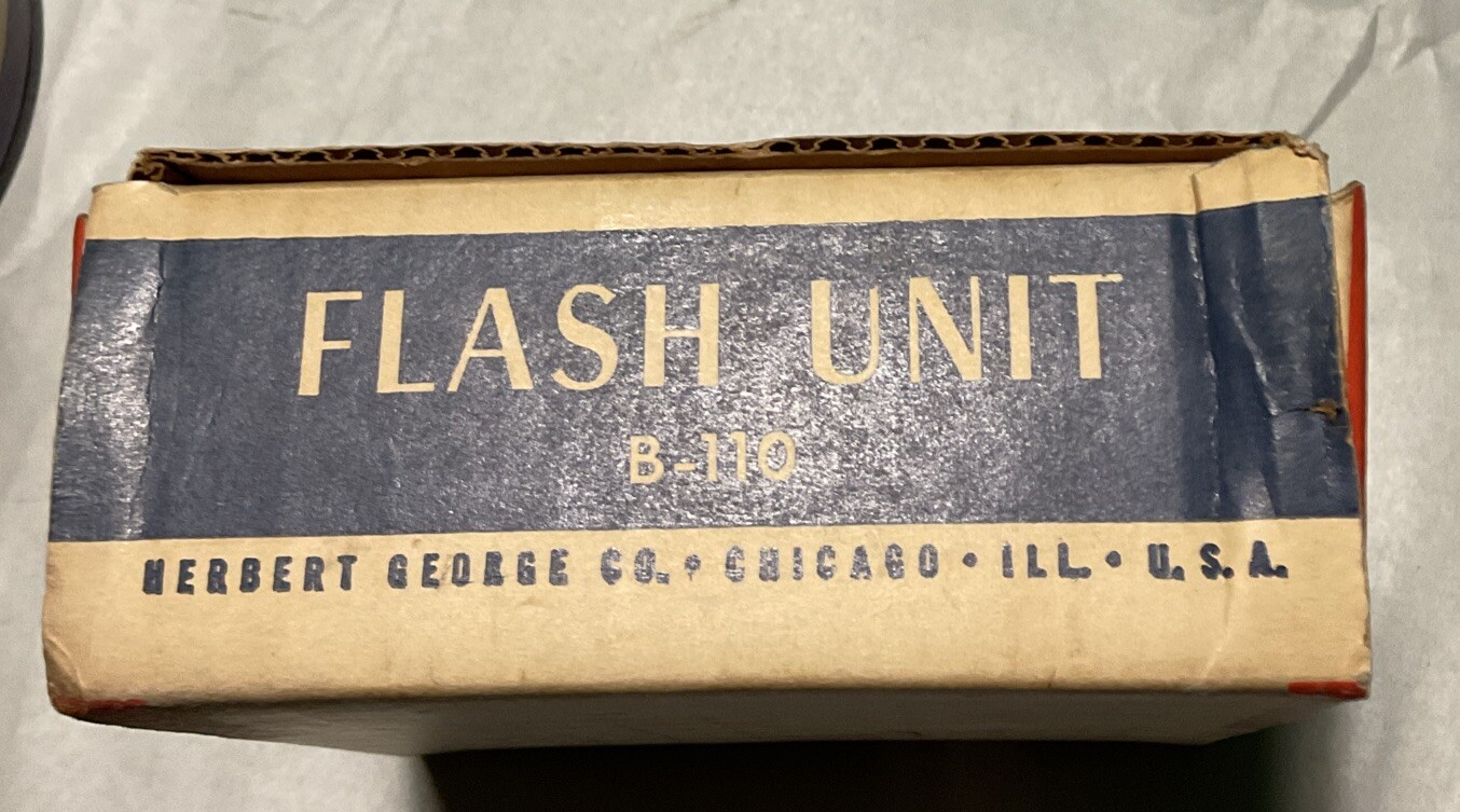 Vintage Flash Unit B-110 Reflector Original Box – No Bulb