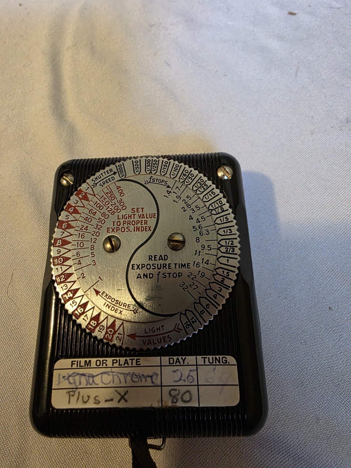 Vintage SKAN Exposure Meter by G-M Laboratories Inc. Chicago USA leather case.