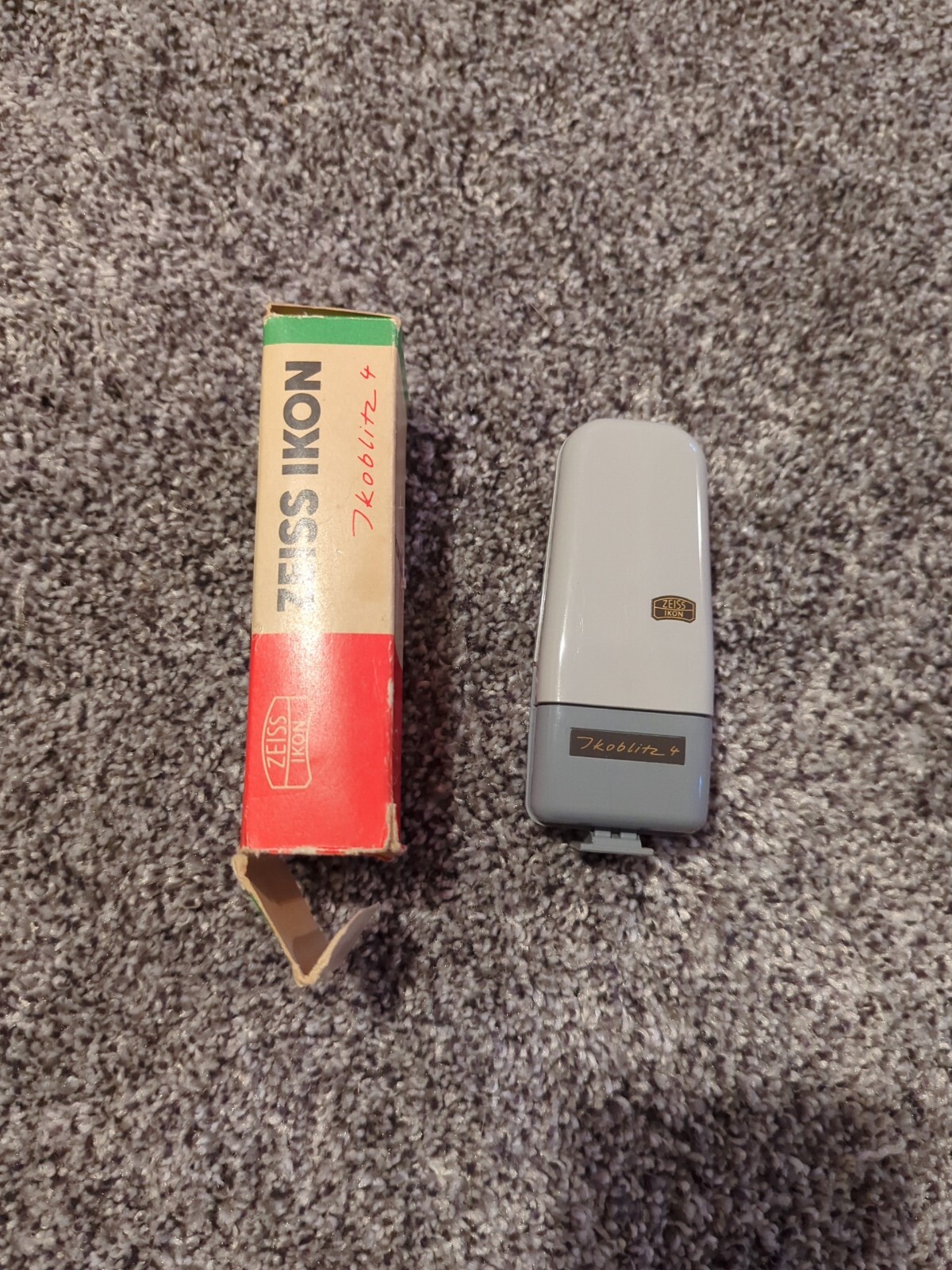 ZEISS IKON IKOBLITZ 4 PA 62 Flash Unit With Original Box