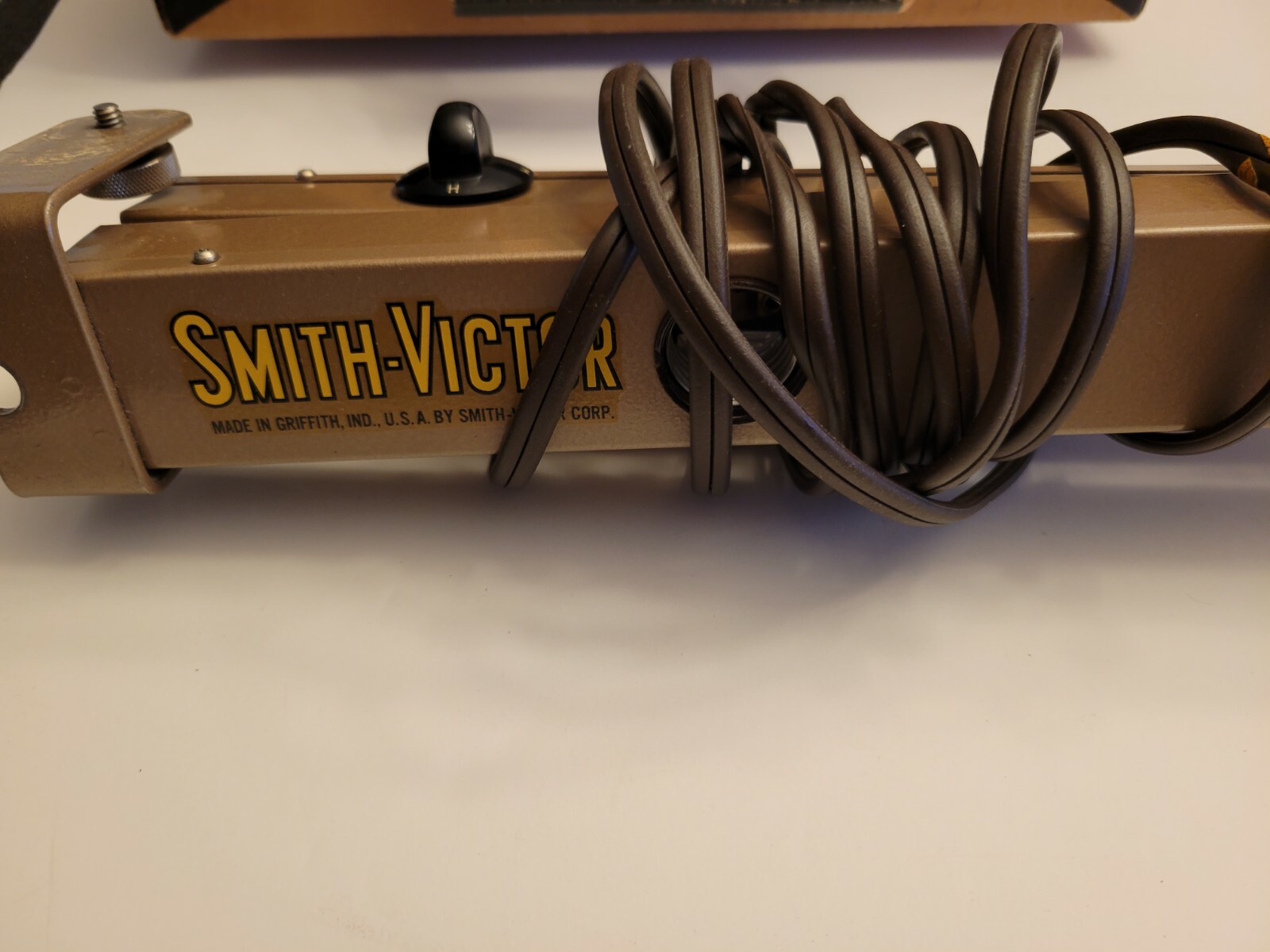 Vintage Smith-Victor Folding Barlight L4 with 4 Bulbs & Accessories – Works
