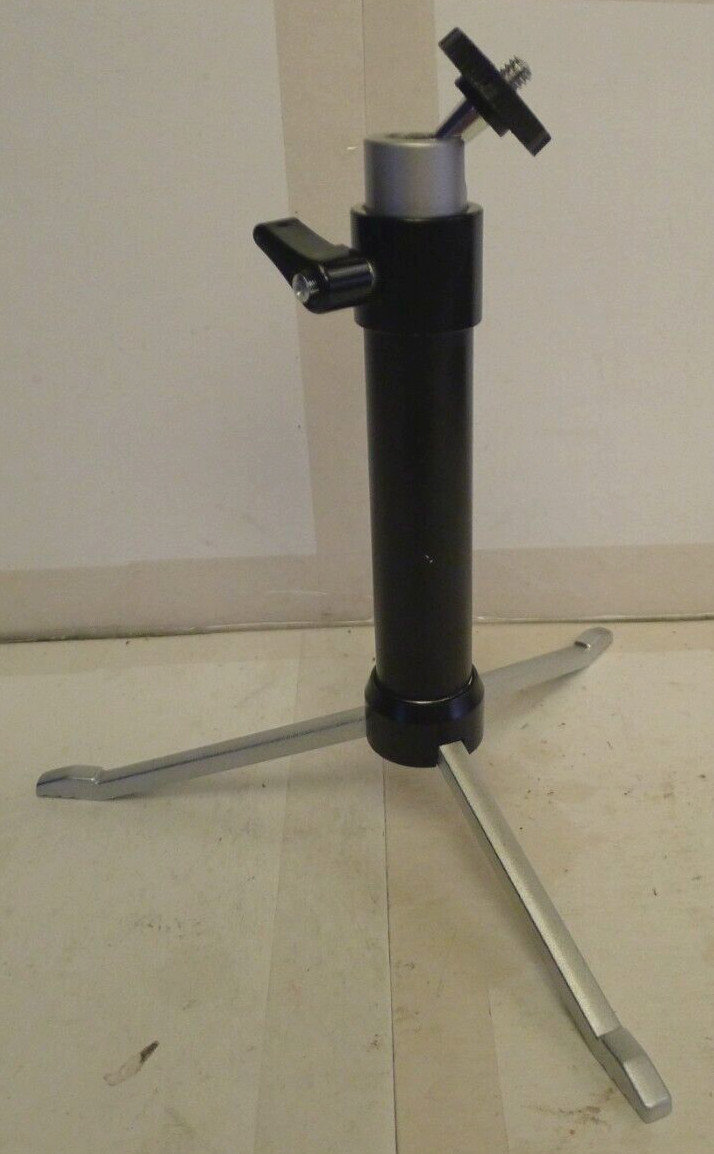 Compact Portable Table Top 8″ Tripod with Ball Head – Used
