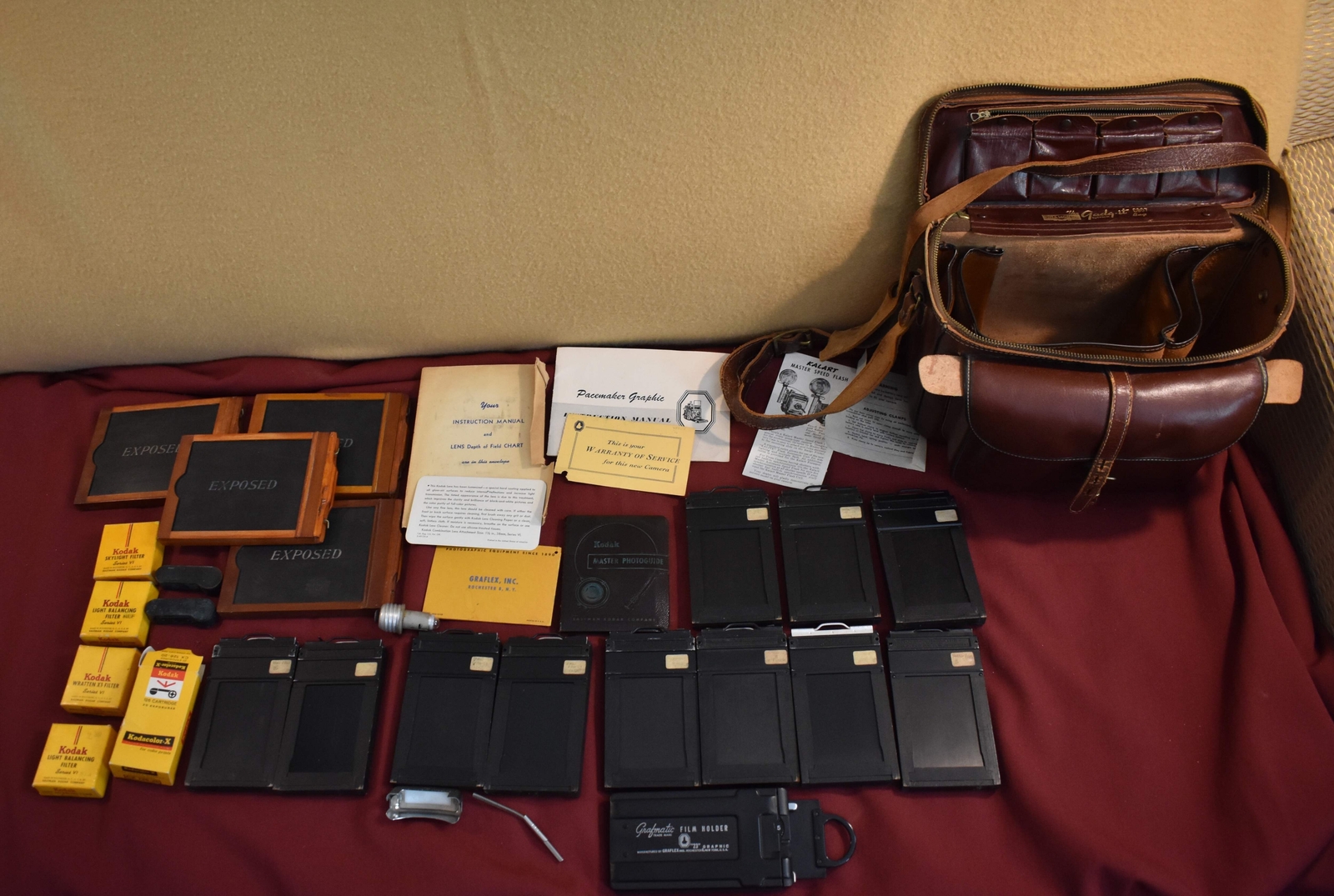 Diamond Gadg-It Bag C907 w/ Kodak Film + Filters, Grafmatic Film Holder + More