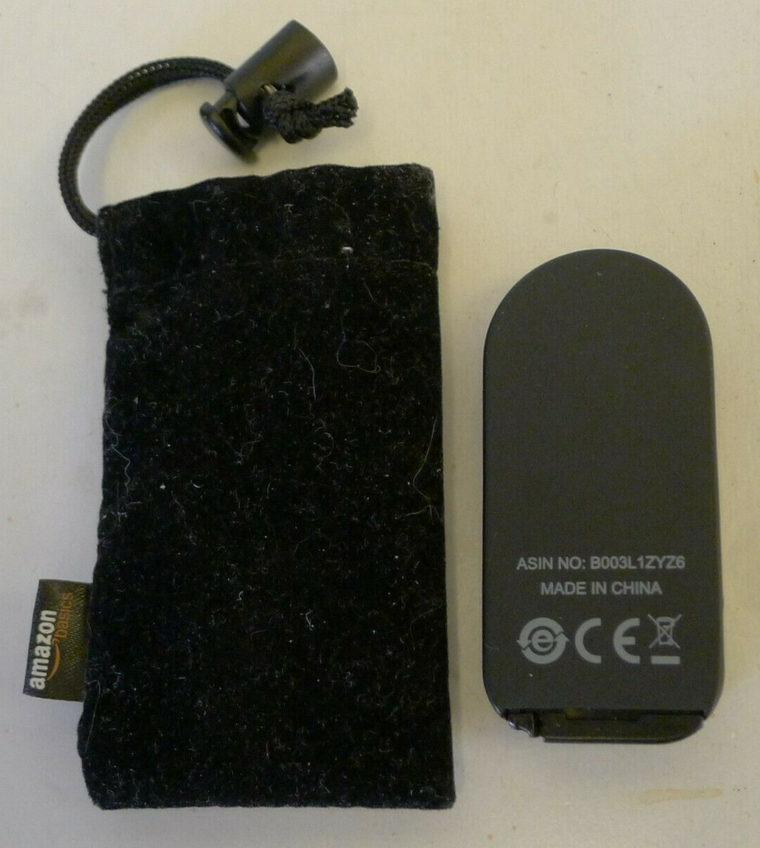 Amazon Basics B003L1ZYZ6 Remote with Pouch Case for Nikon D Series DSL
