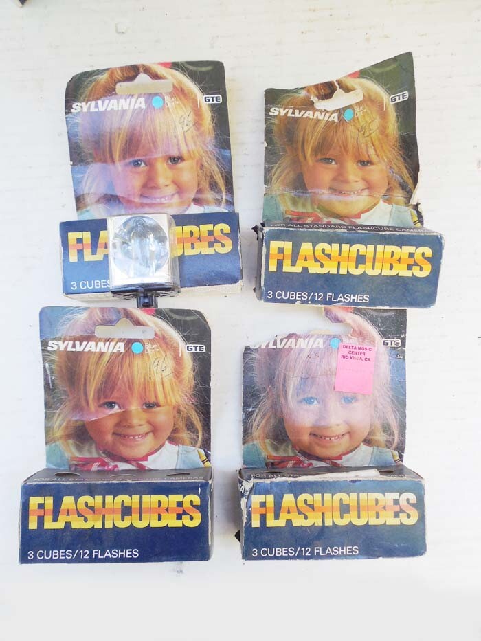 VINTAGE SYLVANIA BLUE DOT FLASHCUBE LOT- 4 PACKAGES OF 3 EACH- 48 FLASHES IN ALL