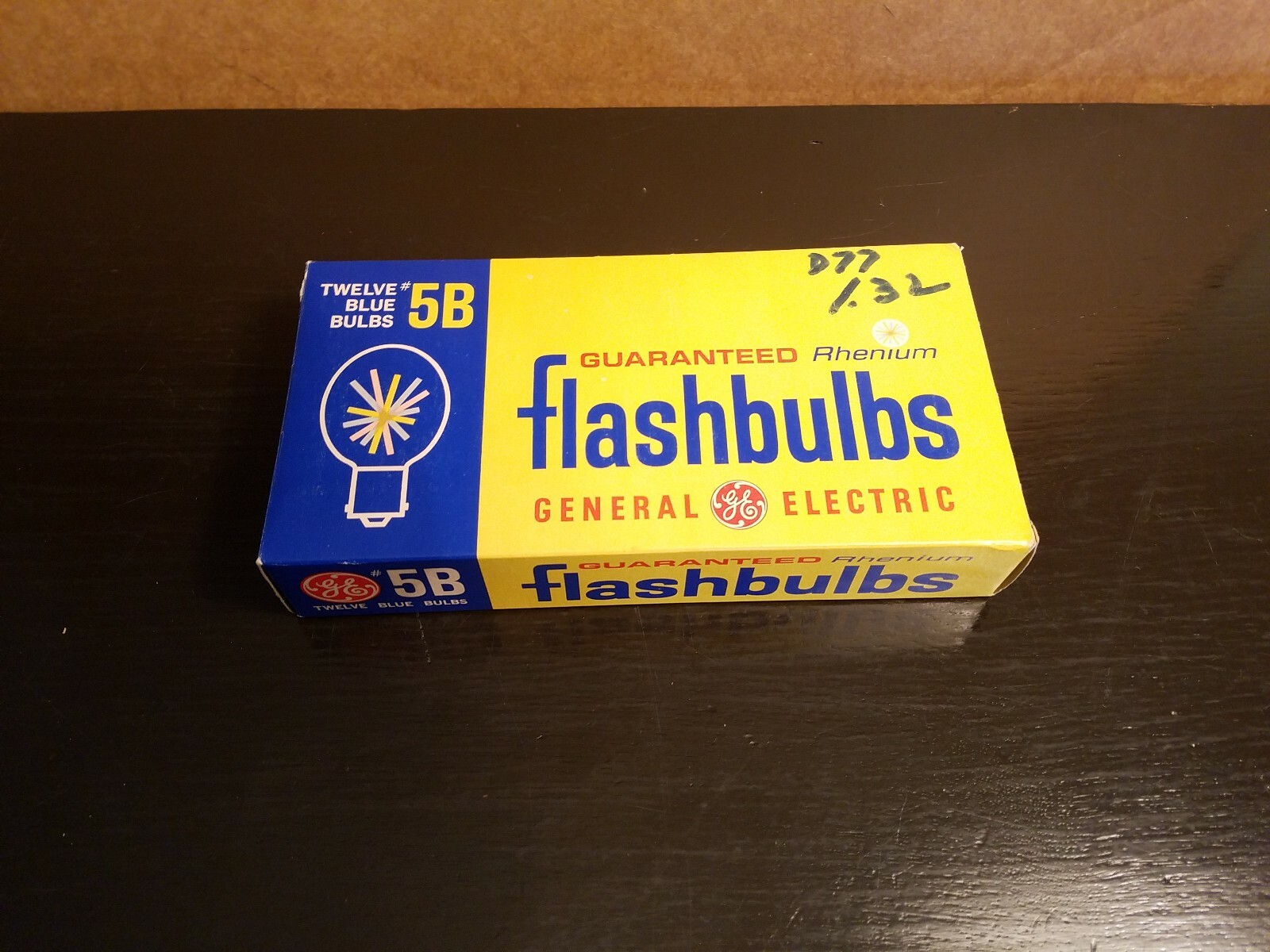 GE General Electric 5B Blue Bulb Flashbulbs (12 Total) Rhenium