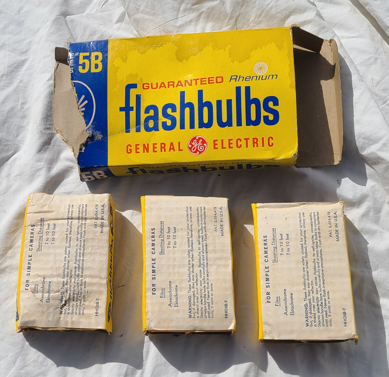 GE General Electric Rhenium # 5B Flash Bulbs Pack of 11 Blue Bulbs Vintage