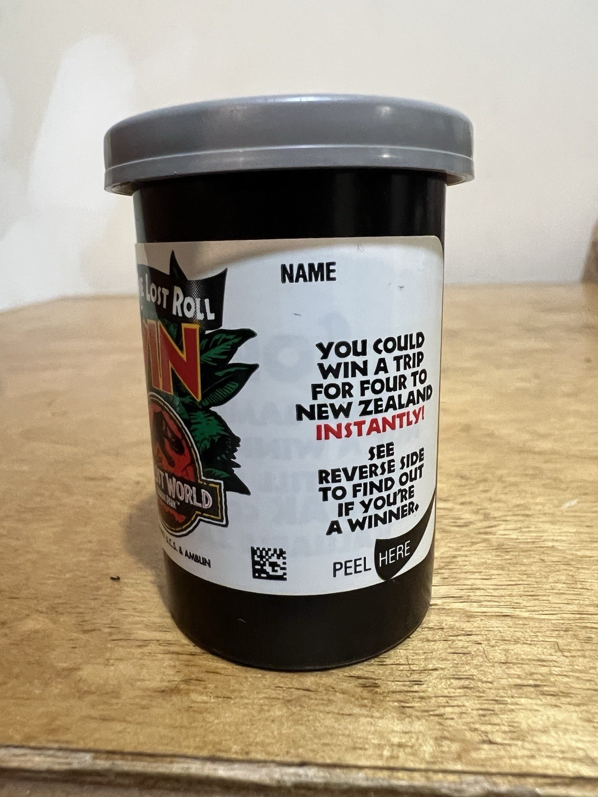 Kodak Jurassic Park PROMO 1997 “Find The Lost Roll” 35 MM Film Canister w/ Film