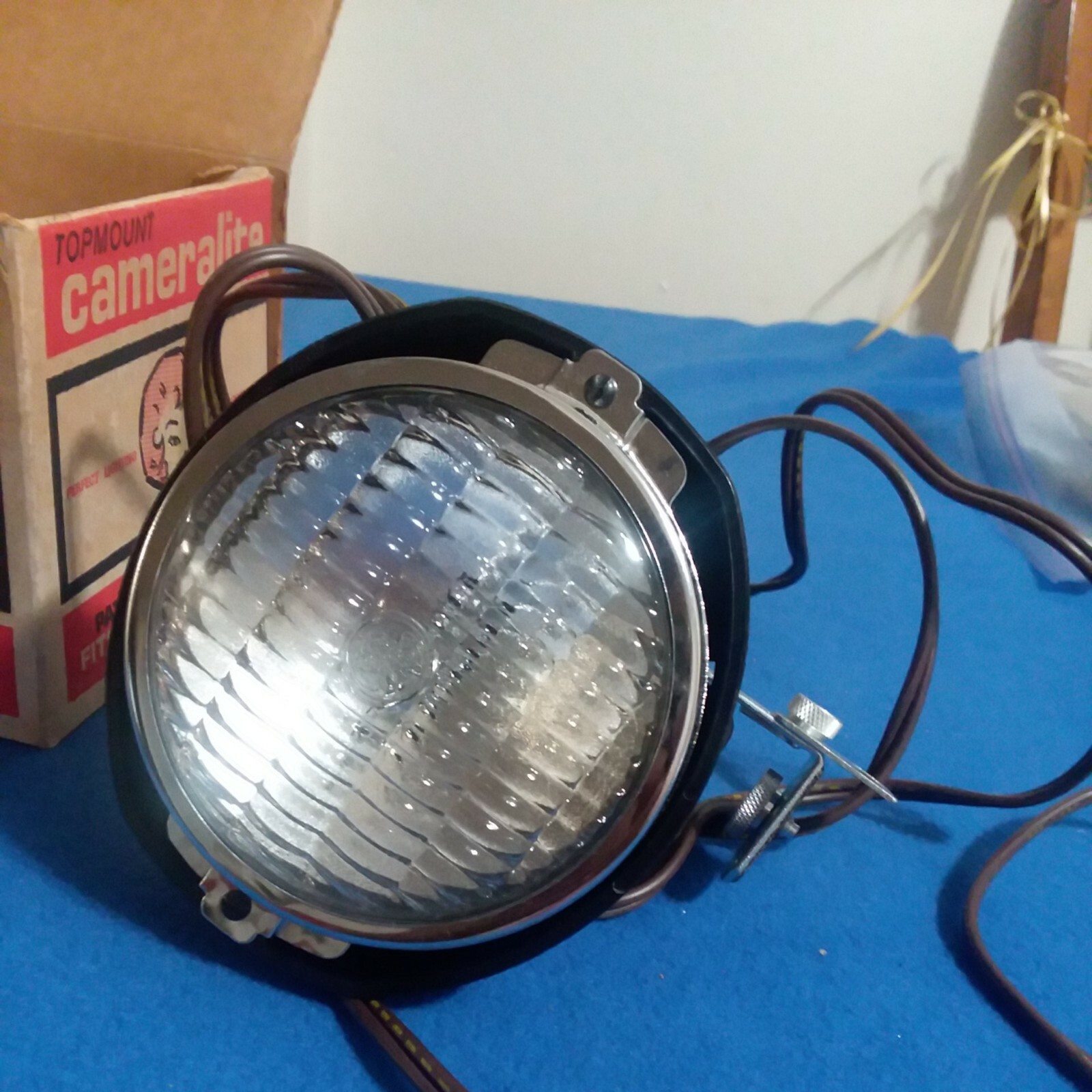 Vintage Acme Lite Top mount Cameralite light Super 8 model 91 DWA – TESTED