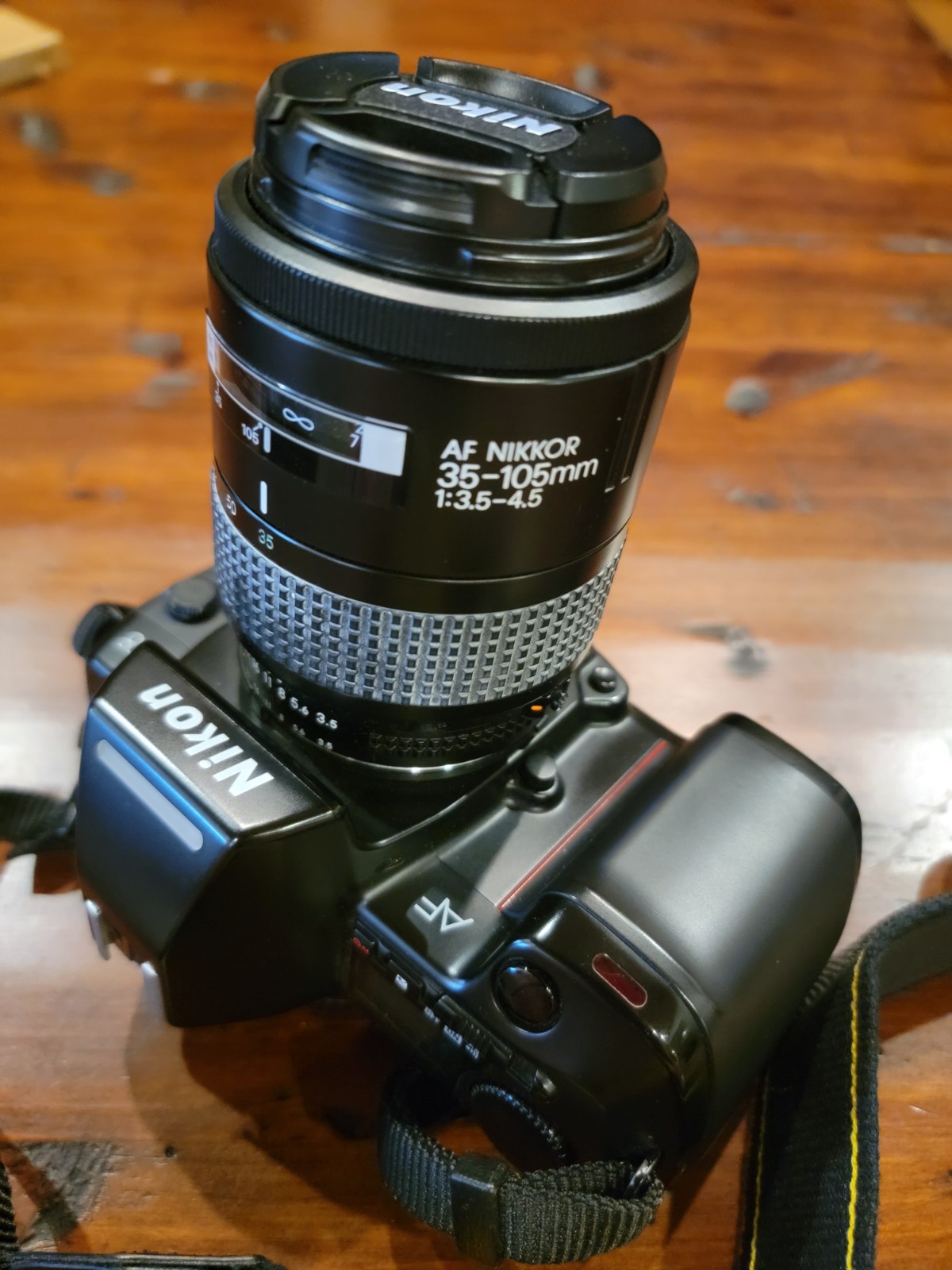 Nikon 8008 camera & 35-105mm nikkor af lens