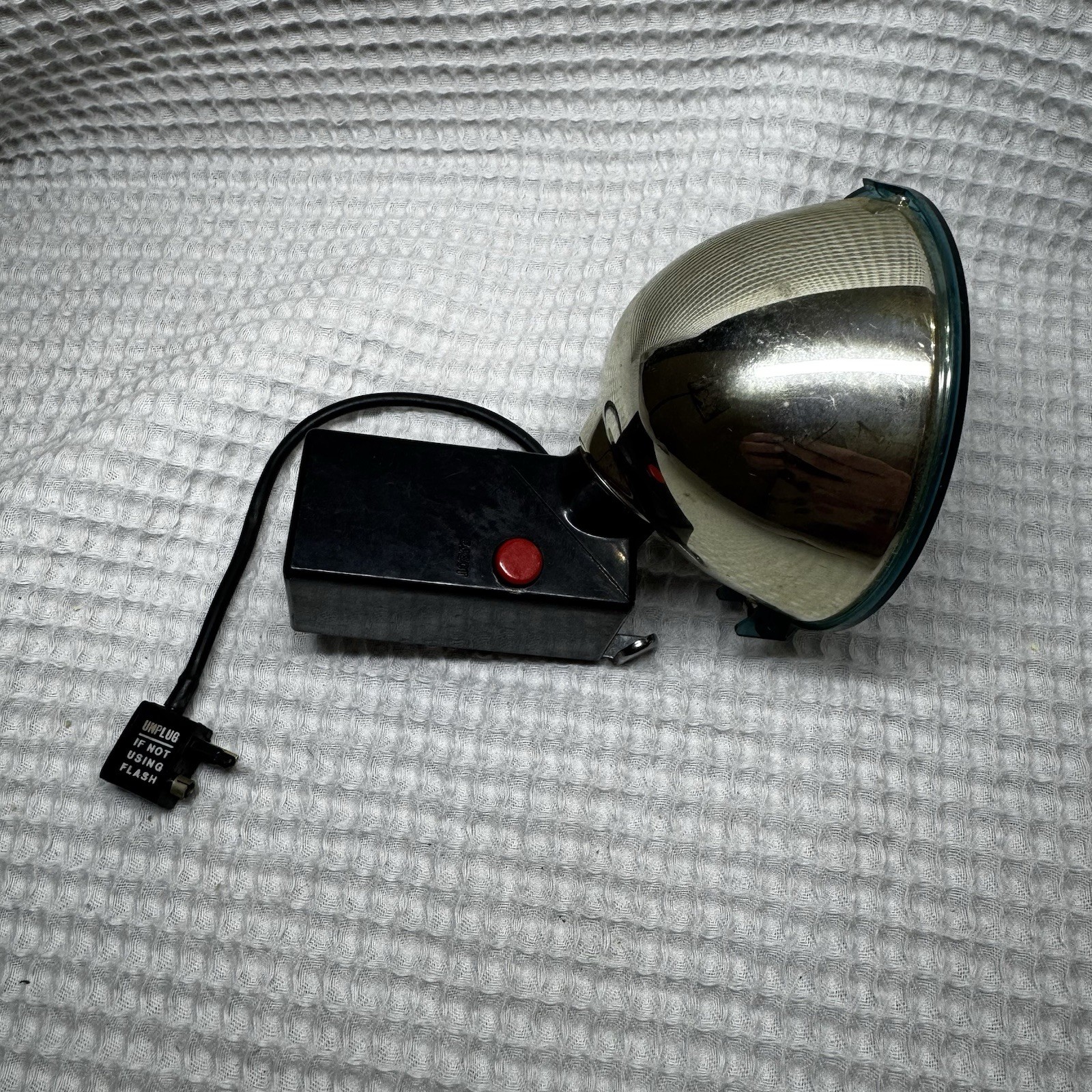 Vintage Polaroid Model 268 Flash Bulb Unit Blue Reflector Untested