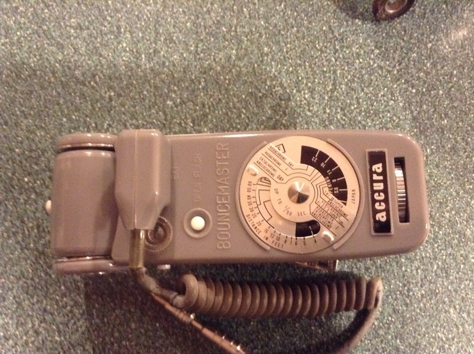 Vintage Accura Bouncemaster Flash With Cord & Case