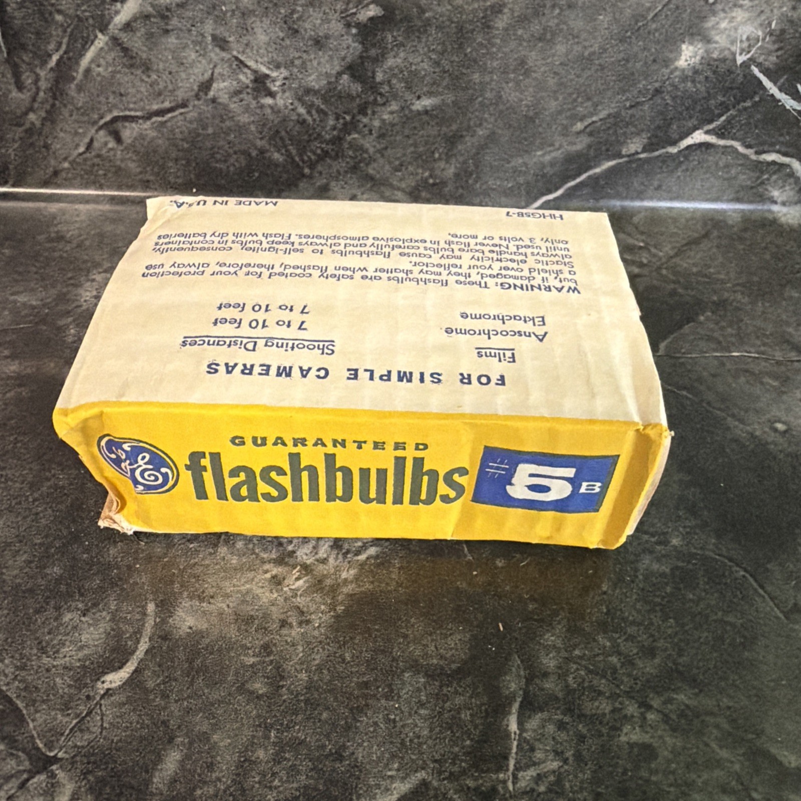 Vintage Camera Rhenium FlashBulbs GE General Electric Type 5B 4 Bulbs