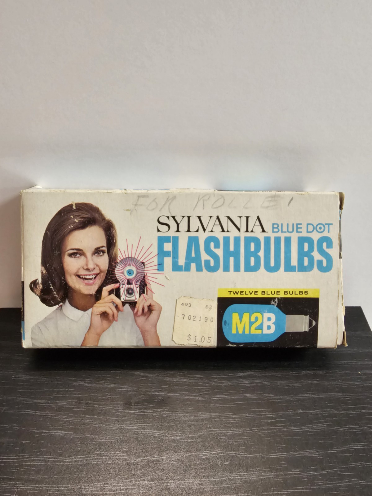 Sylvania Blue Dot Flashbulbs M2B Set Of 12, Open Box; Unused Bulbs