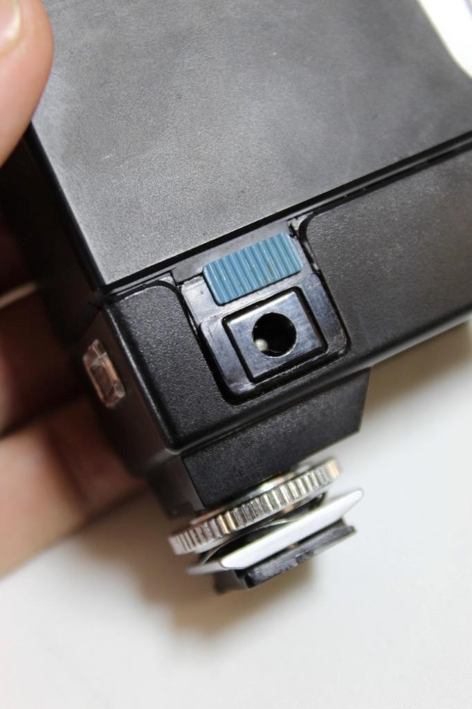 Honeywell Pentax 3/21 Spot Exposure Meter & Strobonar 100 Hot Shoe Flash AS-IS