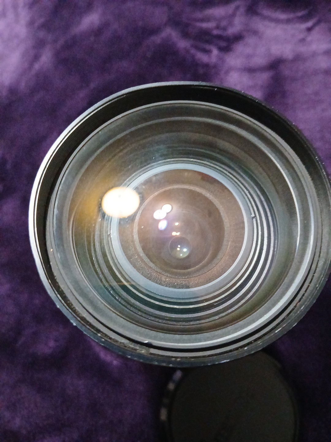 Nikura MC Auto Zoom 1:3.9 28-200mm Lens For Canon