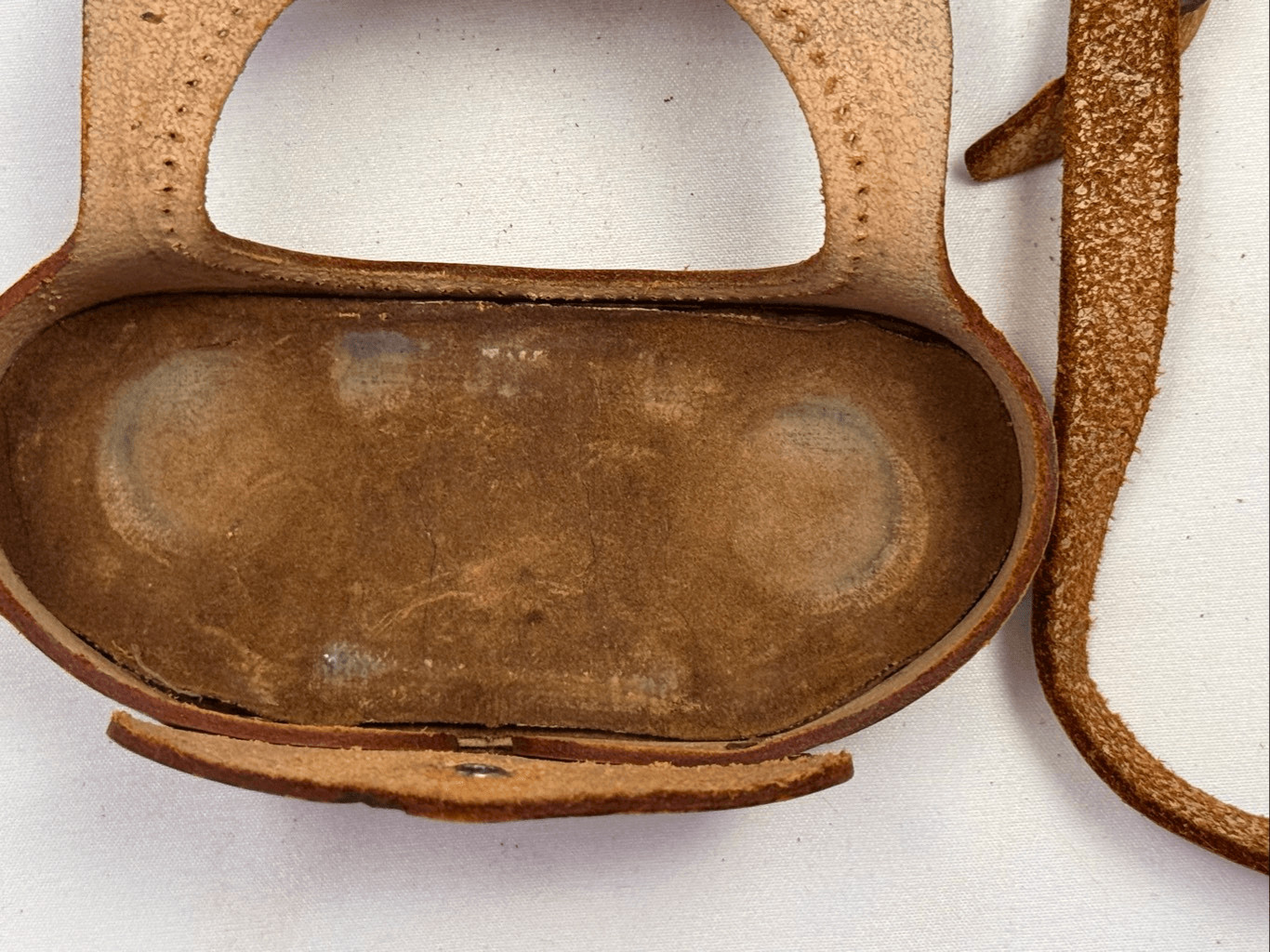 Vintage Bolsey Leather Case for Bolsey B2 – 35mm Camera/Light Brown