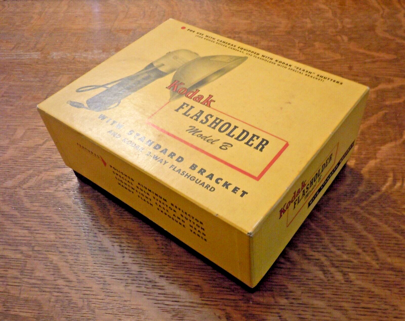 Vintage Kodak Flasholder Model B with 29 replacement bulbs