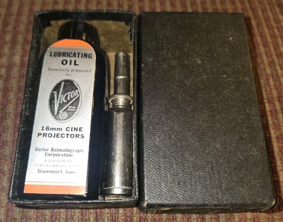 VICTOR 16mm MOVIE PROJECTORS LUBRICATING OIL KIT Vintage