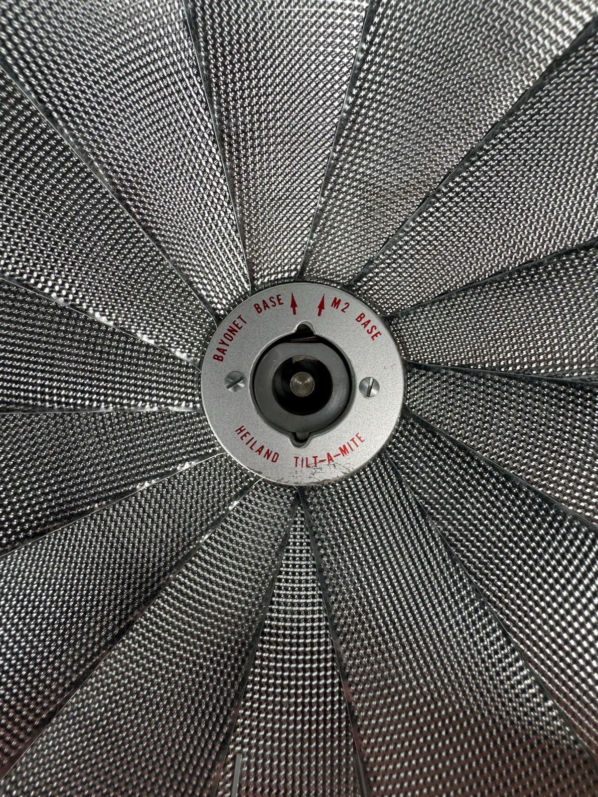 Honeywell Heiland Tilt-A-Mite Folding Fan Flash Original & Adjustable L Bracket