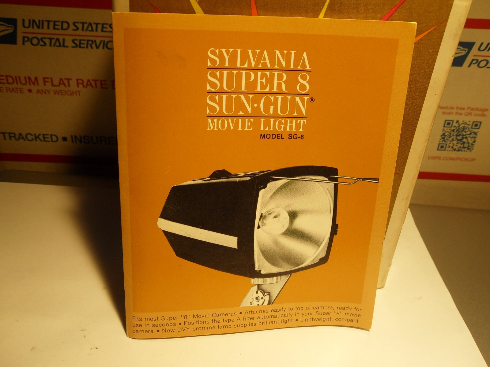 Vintage Sylvania Sun Gun S.G.VIII 650w 120v Tested Works W/ Extra Bulb & Box