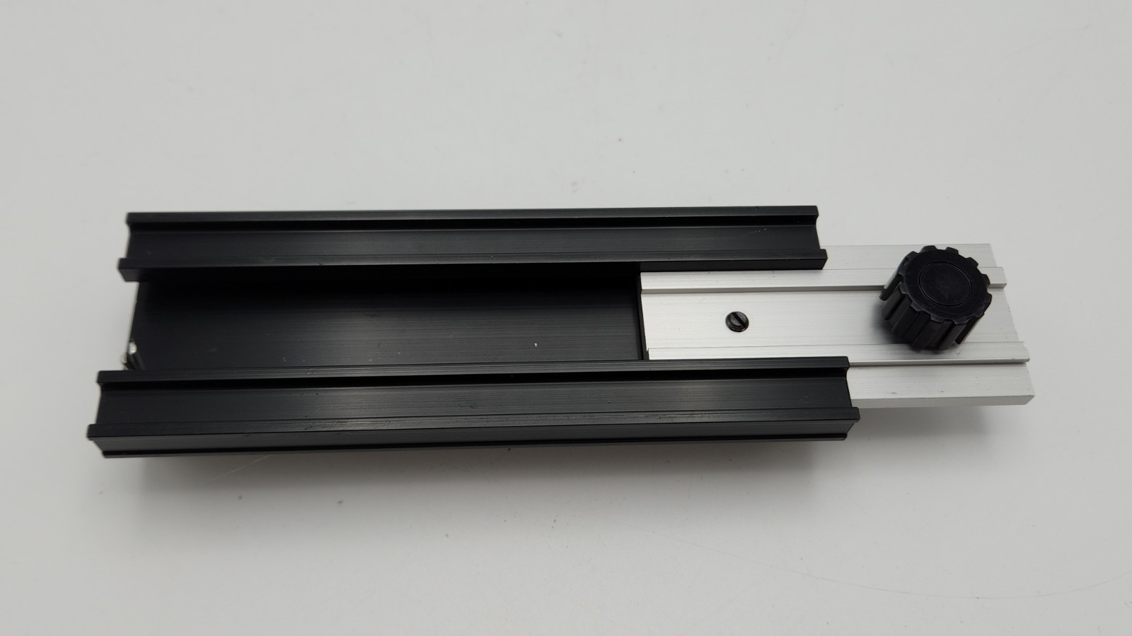 Sinar 5 7/8″ Rail Extension Black for Alpina A-1 4×5 Rail Camera