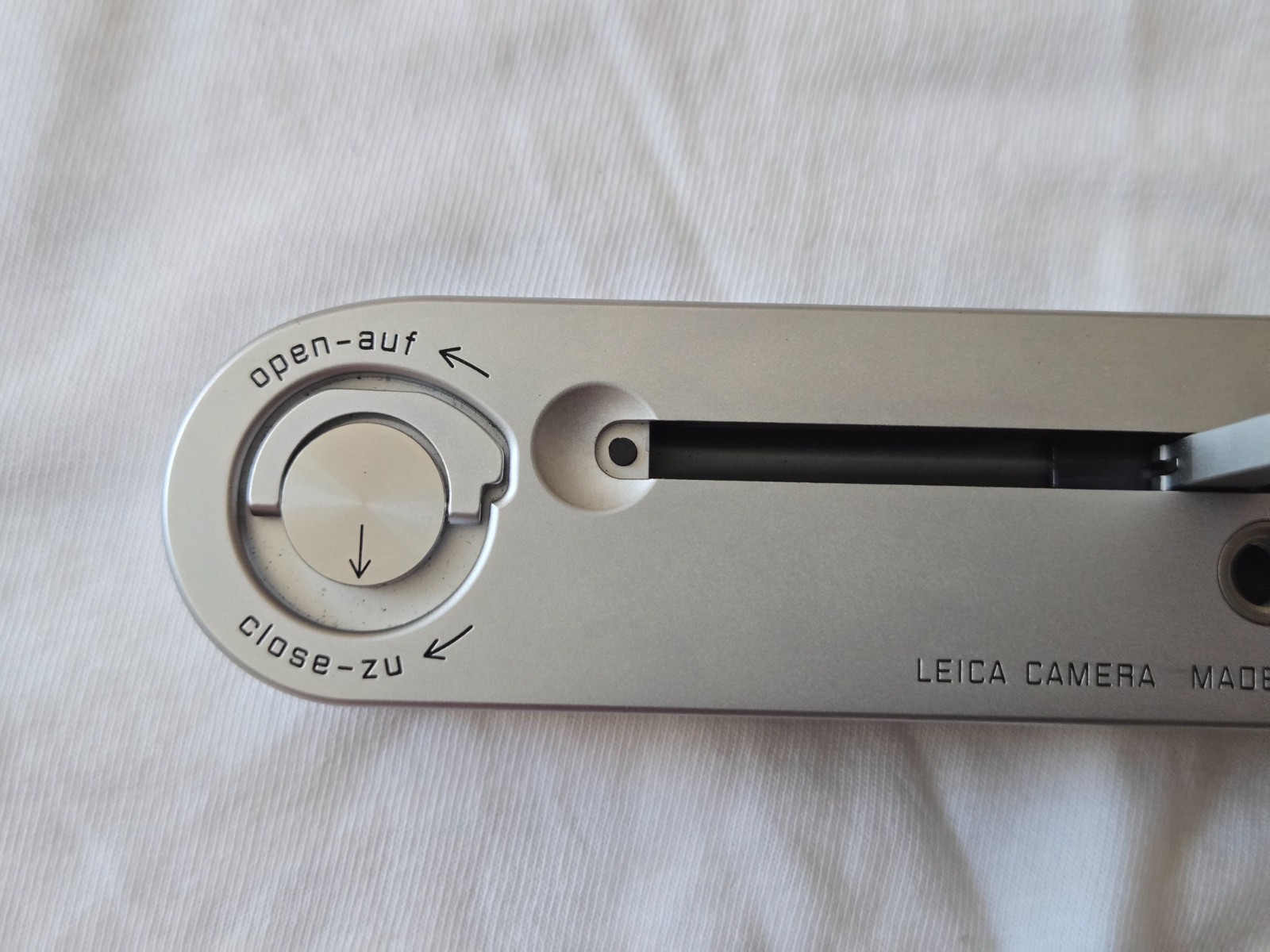 Original Leitz Leicavit M Chrome Rapid Winder (14008) in Excellent++ Condition