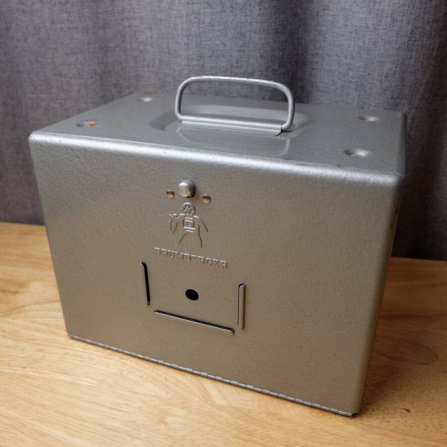 Vintage Brumberger Metal 8mm Film Case w/ 12 Empty 5″ Diameter Reels