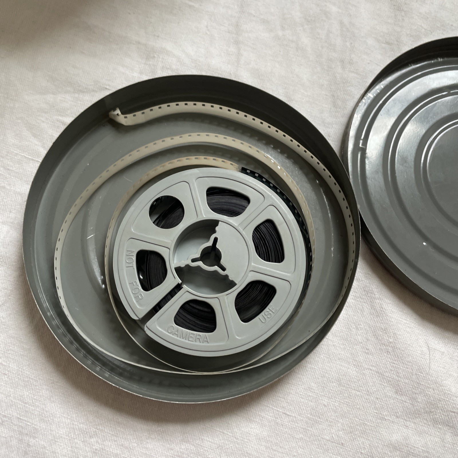 Vintage Brumberger 8mm Film Canister Case W 12 Reels Metal & Bakelite Canisters