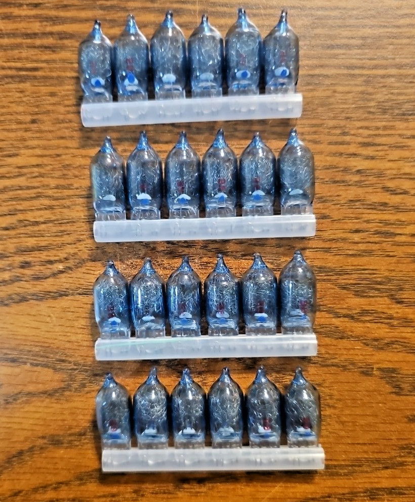 24 Vtg General Electric AG-1B Flash Bulbs 2 Boxes of 12 New Old Stock Open Box