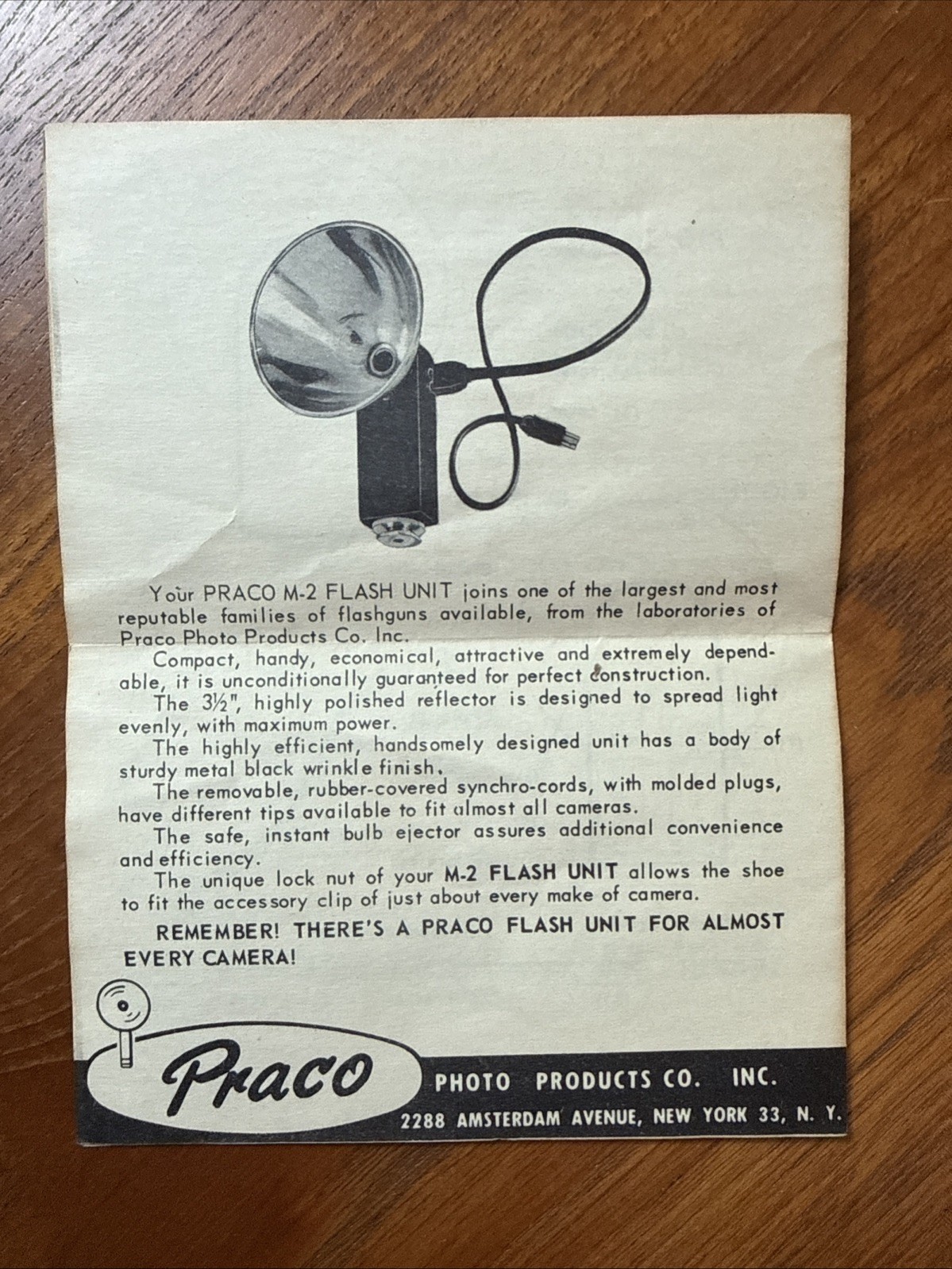 Vintage Praco M-2 Flash Unit with Original Box, Directions & 7 Original Bulbs