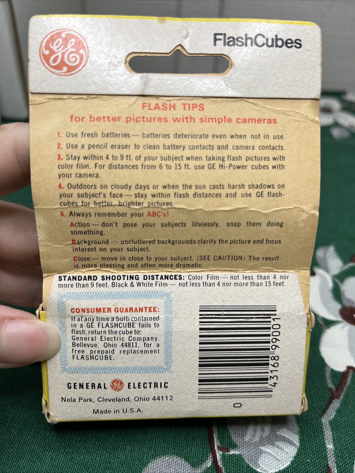 GE General Electric Vintage Camera FLASH CUBES Original Box & 2 Cubes Unknown Co