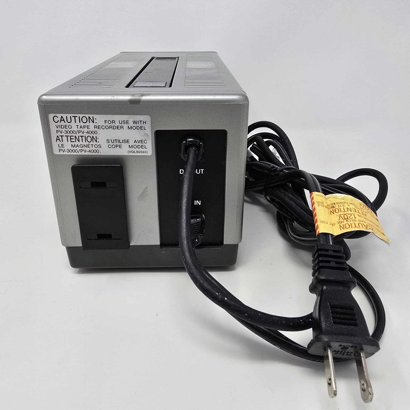 Panasonic PV-A40 Multi-Voltage AC Adaptor 12V 1.6A Power Supply Made in Japan