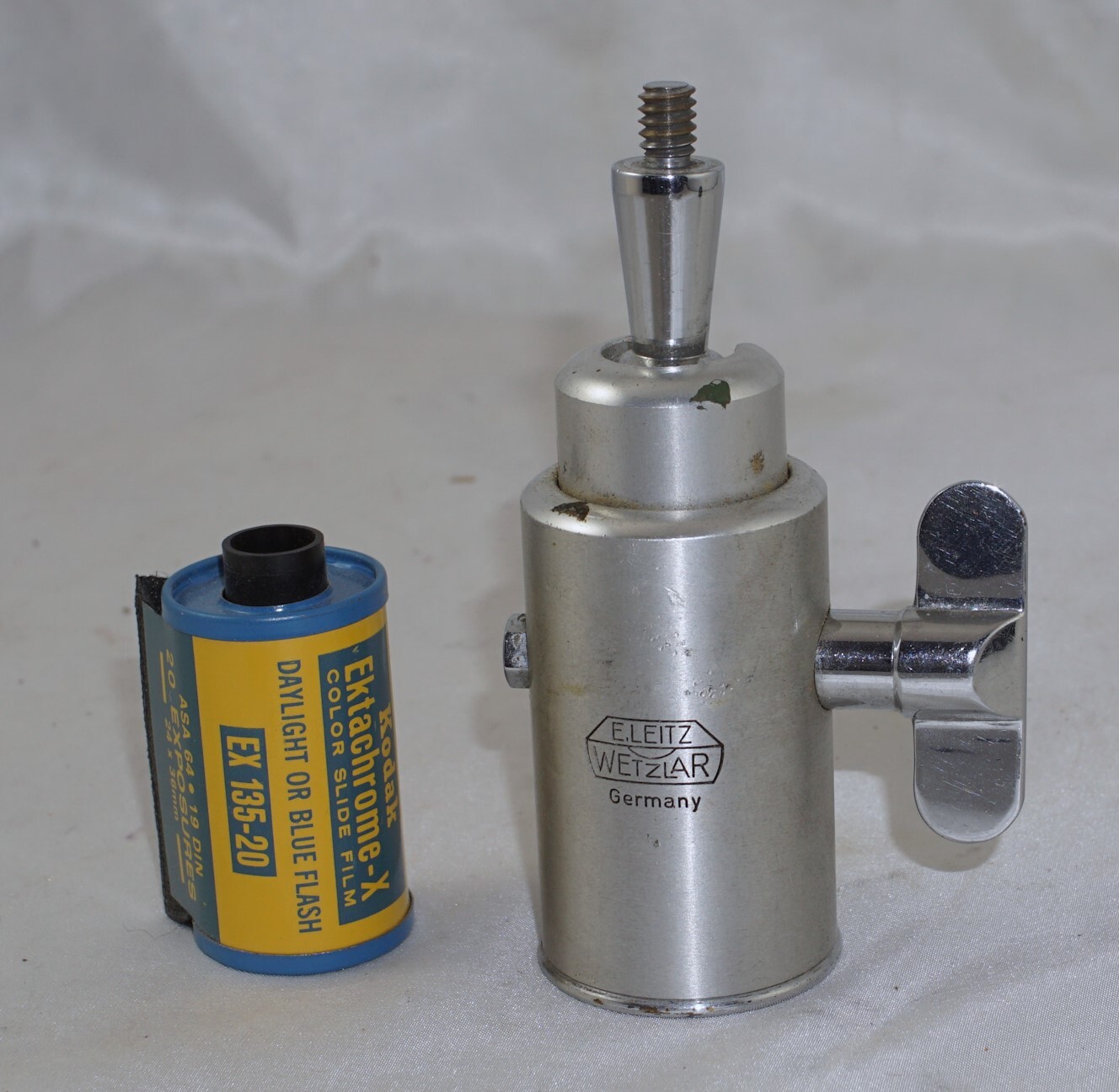 Leica Tripod Ball & Socket