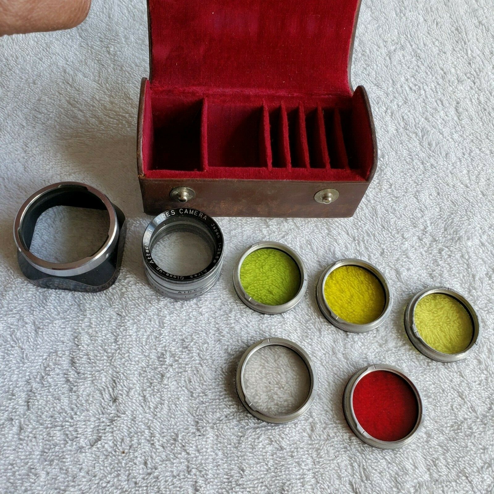 VINTAGE ROLLEICORD CAMERA CLOSE-UP LENCES AND COLOR FILTERS & OTHERS